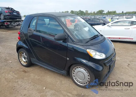 2013 Smart Fortwo Pure из США, поврежденный, VIN WMEEJ3BA3DK606754